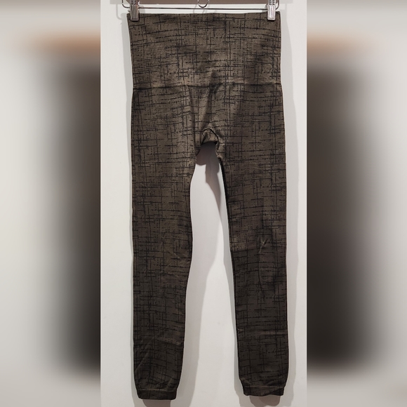 SPANX Look at Me Now Seamless Tummy Control Ankle Leggings Green 1X Plus Size - Picture 2 of 5